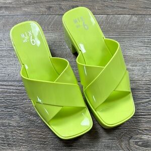 Mix No. 6 Women's Lime Green Heeled Sandals, Size 7